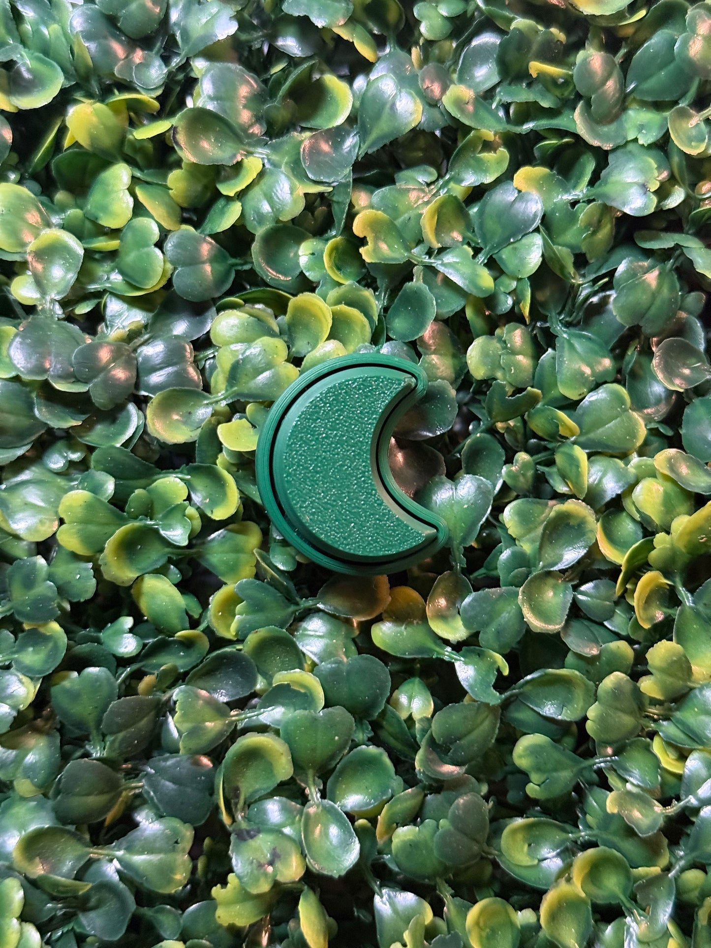 Basic Moon Fidget Clicker