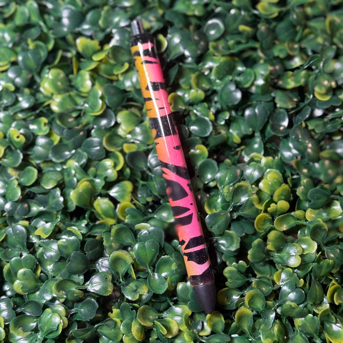 Neon Graffiti Inkjoy Pen (Black)- June 2025 Pen of the Month