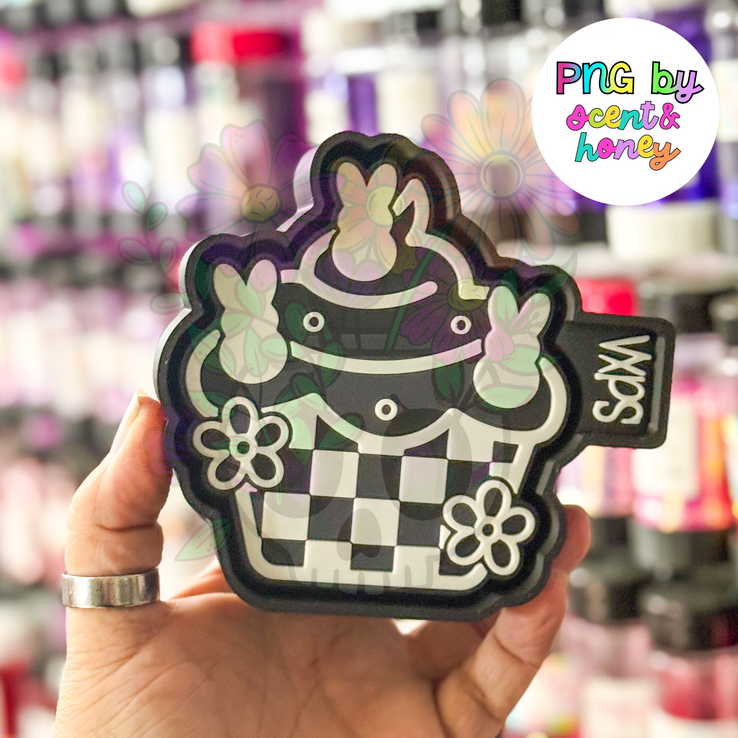 Bunny Cupcake - Semi Exclusive