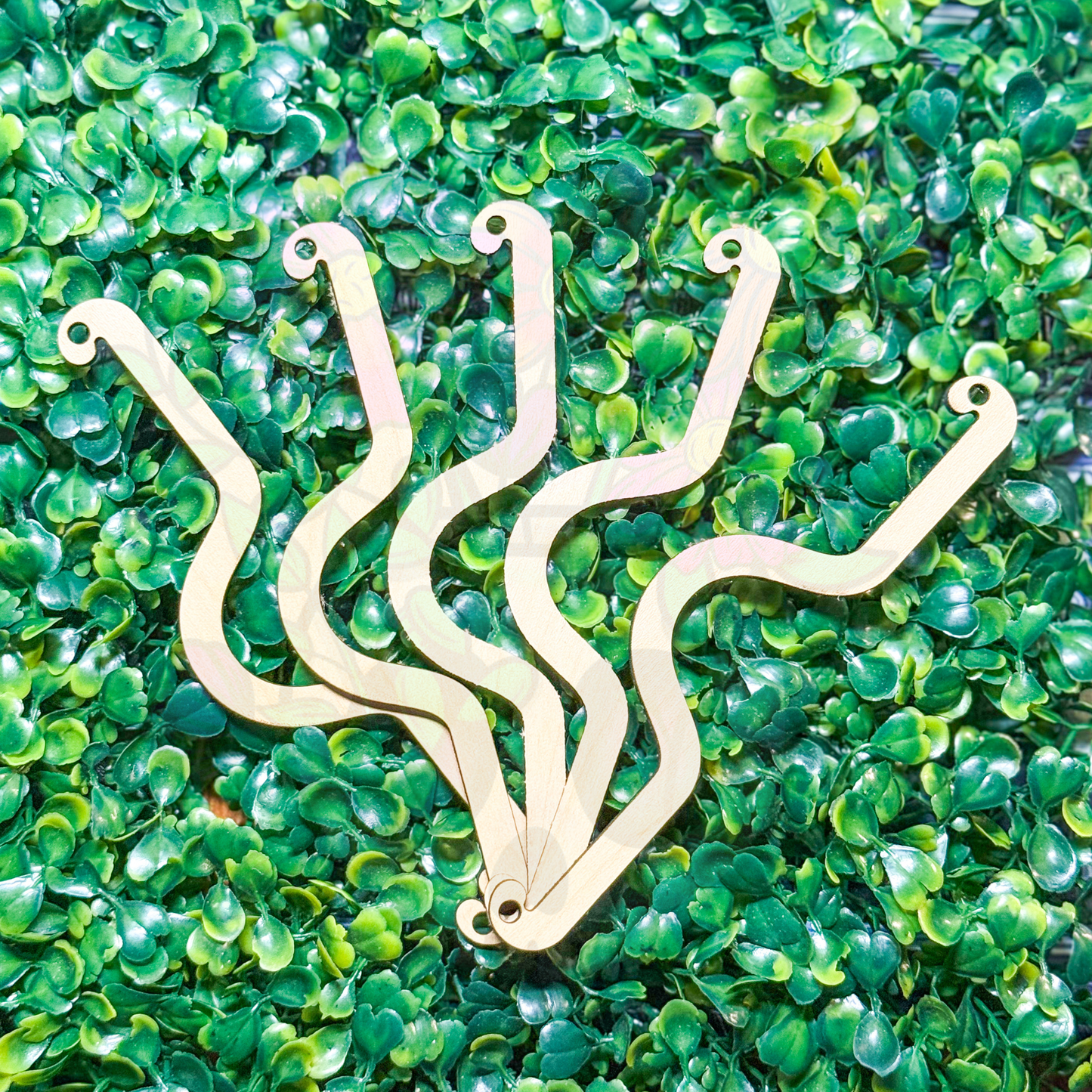 Laser Cut Acrylic Charm Hanger (Maple Plywood)